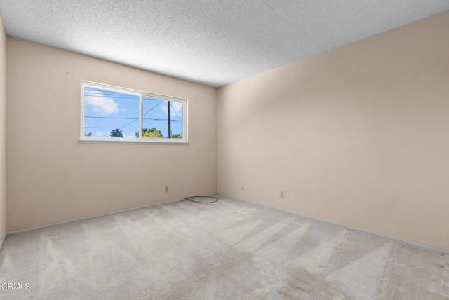 207 Gorrion Avenue, Ventura, CA 93004