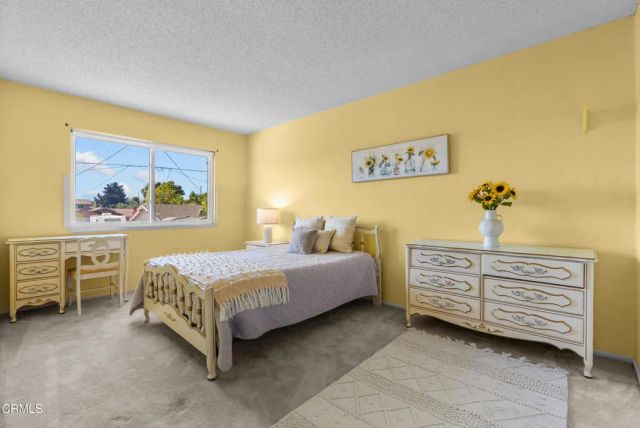 207 Gorrion Avenue, Ventura, CA 93004