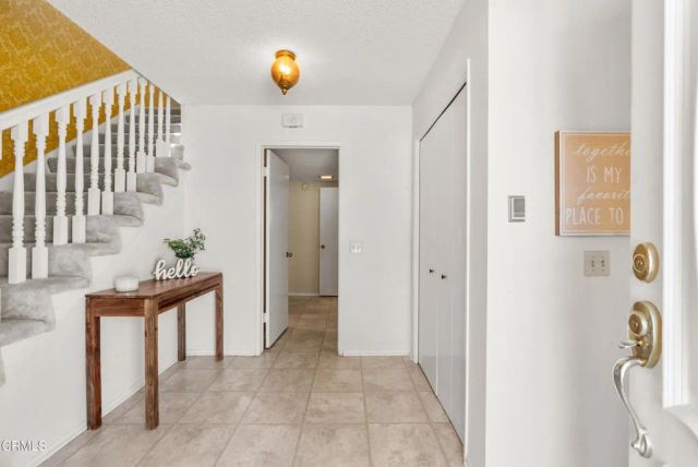 207 Gorrion Avenue, Ventura, CA 93004