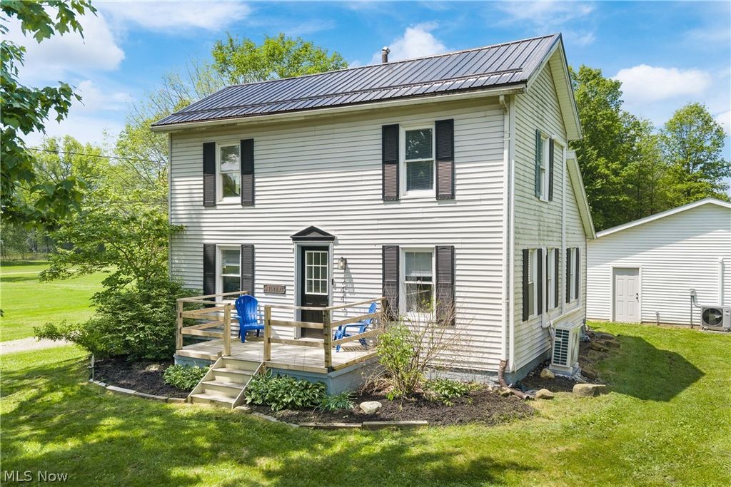 2443 Alliance Road, Deerfield, OH 44411