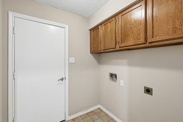 505 Cherry Ann Drive, Euless, TX 76039