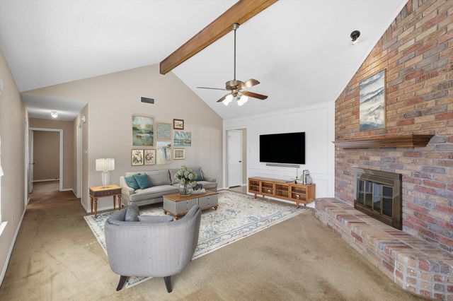 505 Cherry Ann Drive, Euless, TX 76039