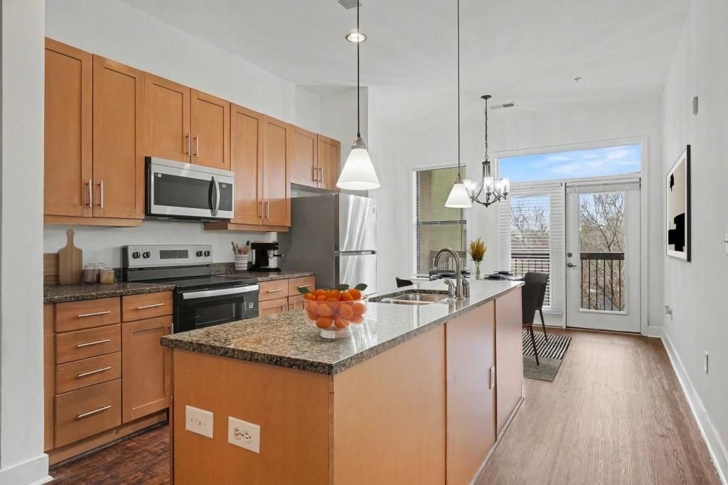 425 Chapel SW Street, Atlanta, GA 30313