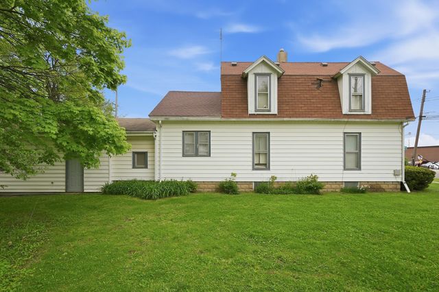 127 N Kinney, Angola, IN 46703