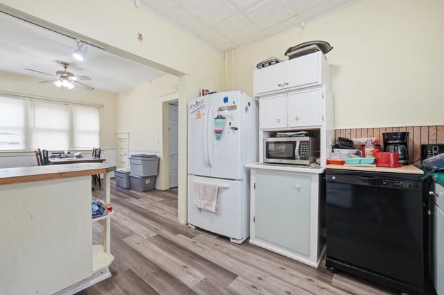127 N Kinney, Angola, IN 46703