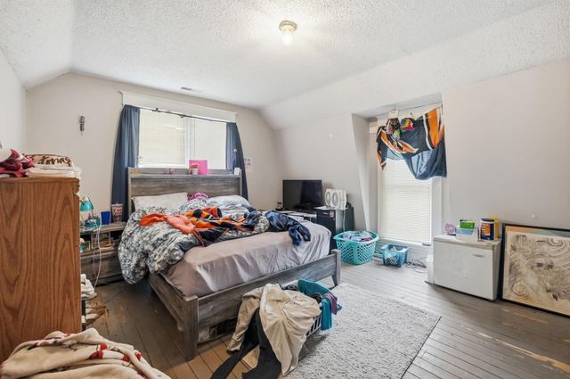 127 N Kinney, Angola, IN 46703