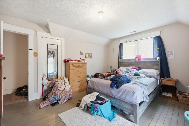 127 N Kinney, Angola, IN 46703