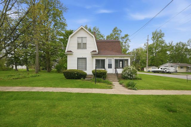127 N Kinney, Angola, IN 46703
