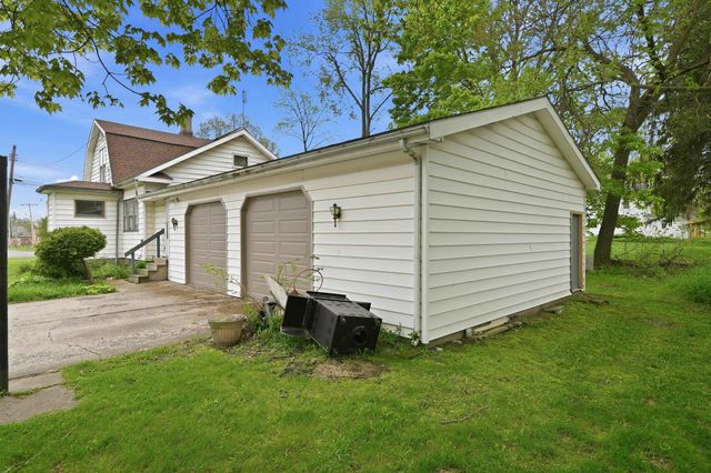127 N Kinney, Angola, IN 46703