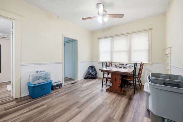 127 N Kinney, Angola, IN 46703