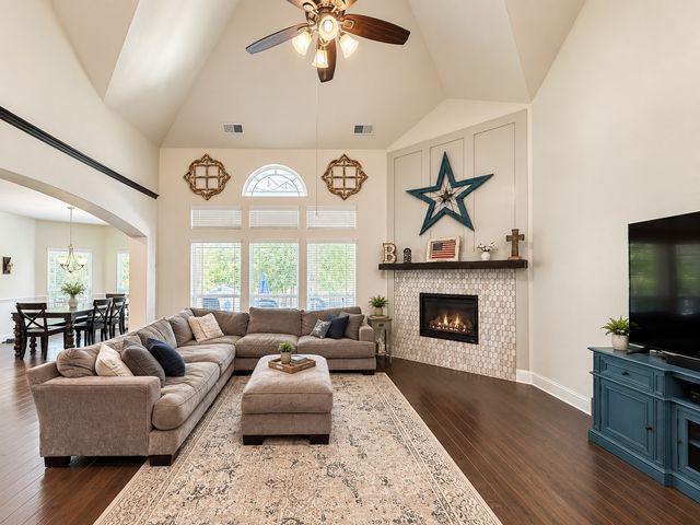 1400 Bonanza Lane, Corinth, TX 76208
