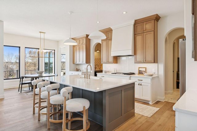 4715 Comstock Lane N, Plymouth, MN 55446