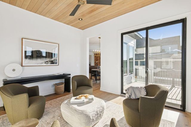 4715 Comstock Lane N, Plymouth, MN 55446