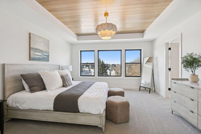 4715 Comstock Lane N, Plymouth, MN 55446