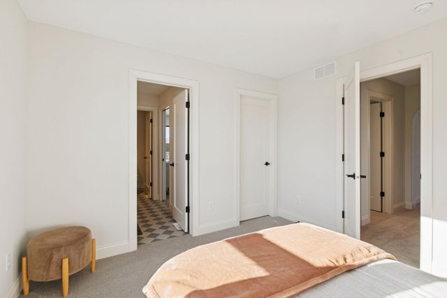 4715 Comstock Lane N, Plymouth, MN 55446