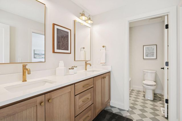 4715 Comstock Lane N, Plymouth, MN 55446