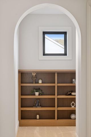 4715 Comstock Lane N, Plymouth, MN 55446