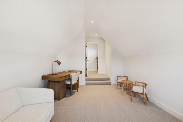 4715 Comstock Lane N, Plymouth, MN 55446