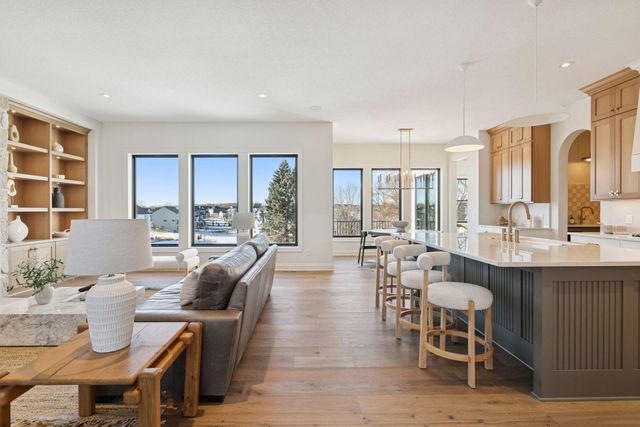 4715 Comstock Lane N, Plymouth, MN 55446