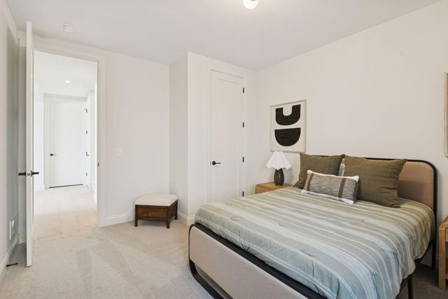 4715 Comstock Lane N, Plymouth, MN 55446