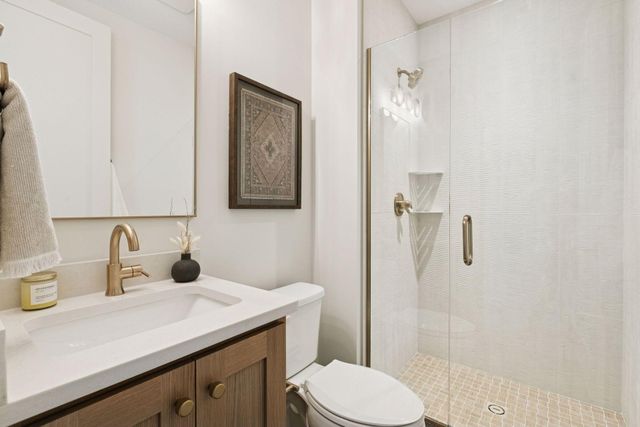 4715 Comstock Lane N, Plymouth, MN 55446