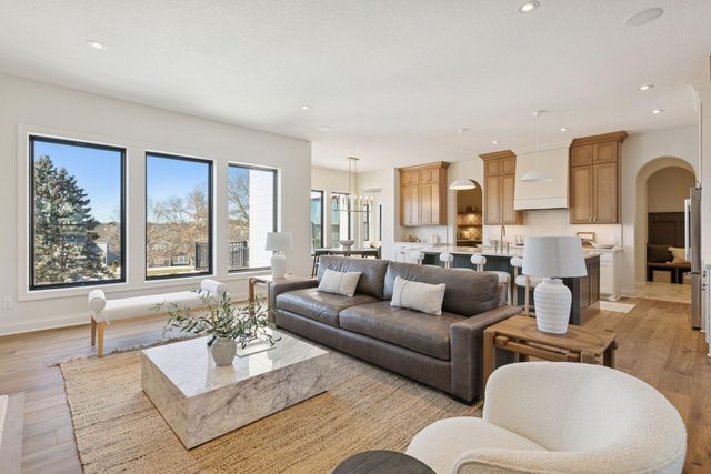 4715 Comstock Lane N, Plymouth, MN 55446