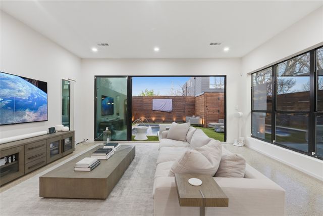 6804 Webster Street, Dallas, TX 75209