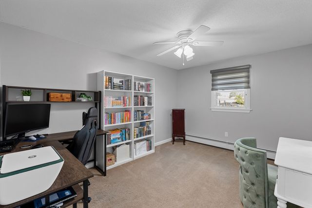 21 Dug Hill Rd, Holland, MA 01521