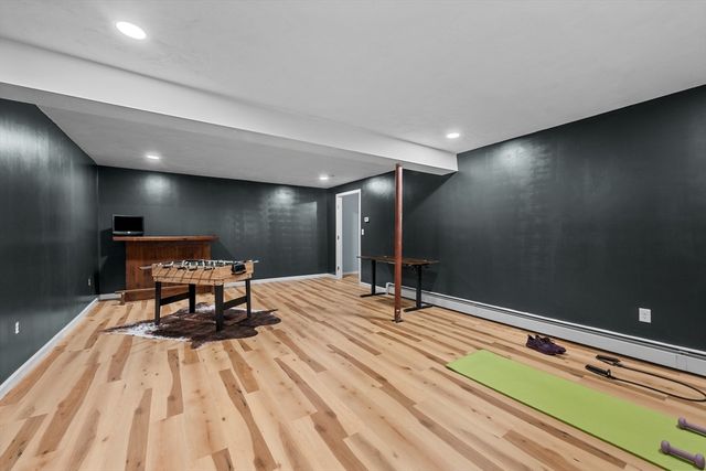21 Dug Hill Rd, Holland, MA 01521