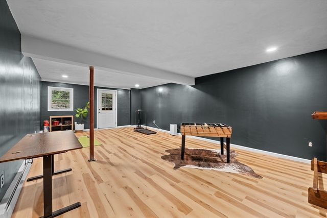 21 Dug Hill Rd, Holland, MA 01521