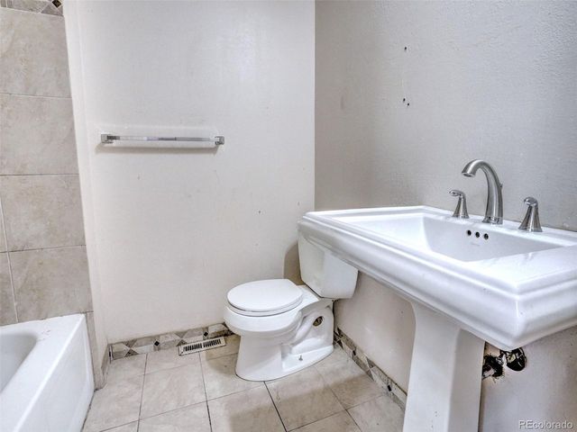 536 Gladiola St, Golden, CO 80401