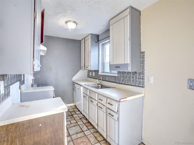 536 Gladiola St, Golden, CO 80401