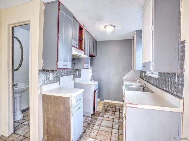 536 Gladiola St, Golden, CO 80401