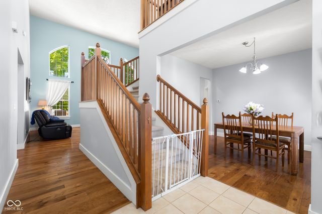 9598 W 300 S, Columbus, IN 47201