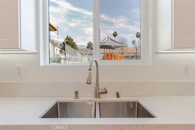 10230 Tujunga Canyon Boulevard, Tujunga, CA 91042