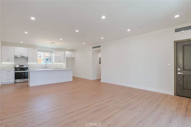 10230 Tujunga Canyon Boulevard, Tujunga, CA 91042