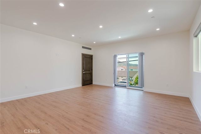 10230 Tujunga Canyon Boulevard, Tujunga, CA 91042