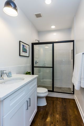 2118 Jackson Avenue, Evanston, IL 60201