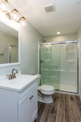 2118 Jackson Avenue, Evanston, IL 60201