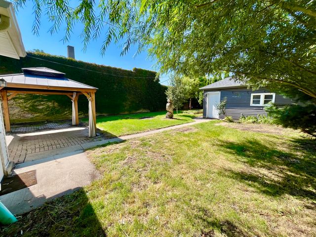 2118 Jackson Avenue, Evanston, IL 60201