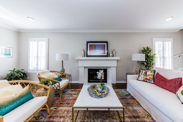 2118 Jackson Avenue, Evanston, IL 60201