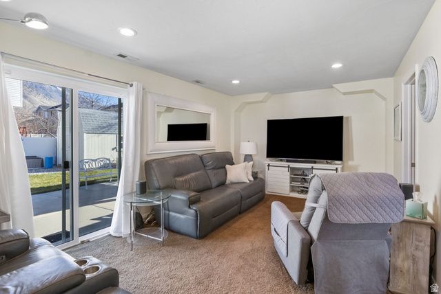 9976 N OAK RD, Cedar Hills, UT 84062