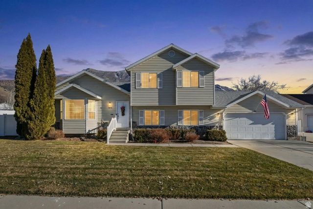 9976 N OAK RD, Cedar Hills, UT 84062