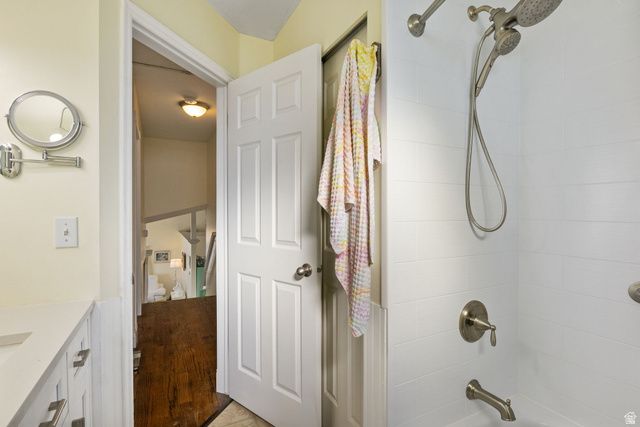 9976 N OAK RD, Cedar Hills, UT 84062