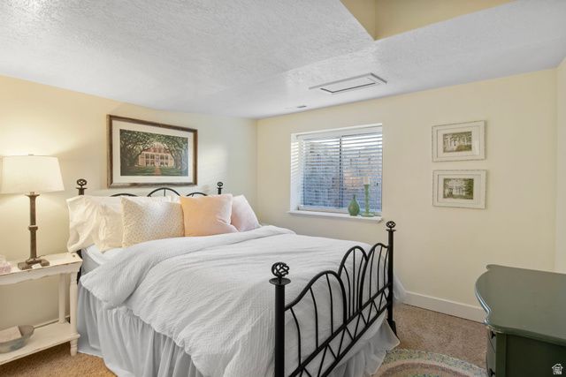 9976 N OAK RD, Cedar Hills, UT 84062