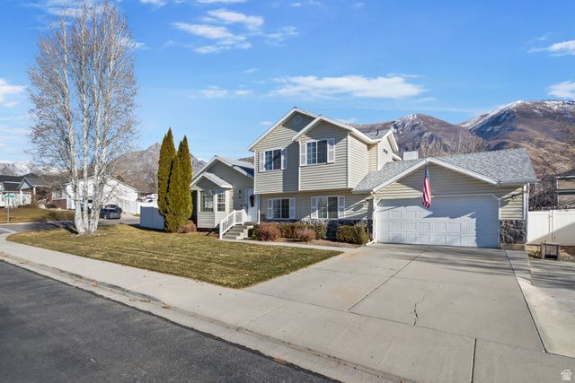 9976 N OAK RD, Cedar Hills, UT 84062
