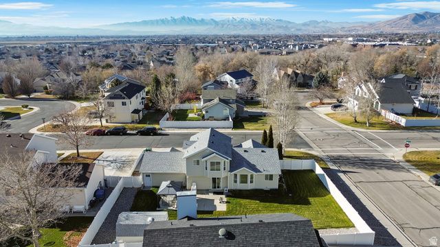 9976 N OAK RD, Cedar Hills, UT 84062