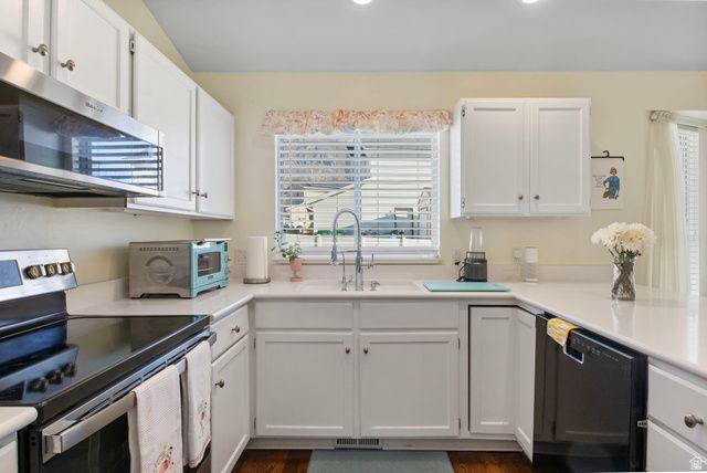 9976 N OAK RD, Cedar Hills, UT 84062