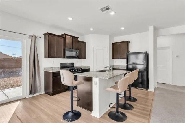 16604 Desert Lily, Victorville, CA 92394