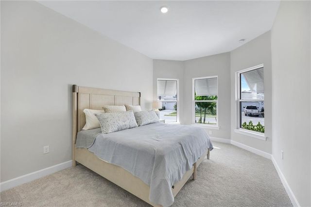 1504 Derna ST, Naples, FL 34114